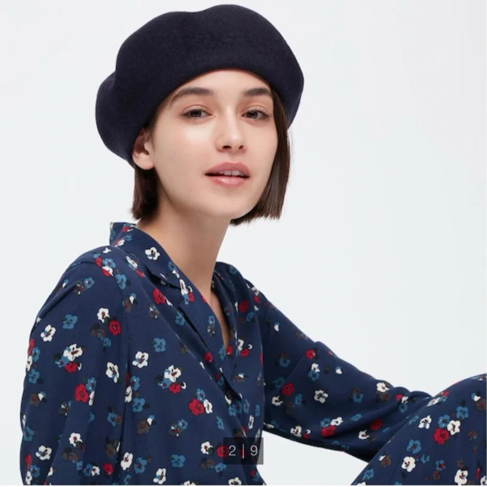 Uniqlo Navy Wool Beret Hat - Picture 1 of 7